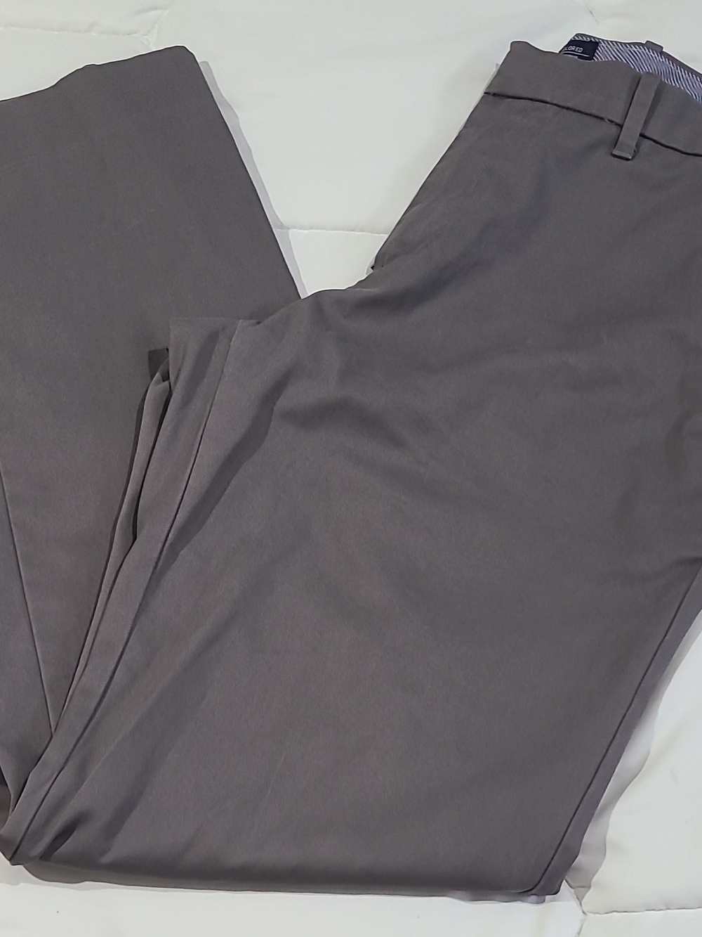 Gap Khakis Men's Gray Solid Straight Fit Chino Pants 32W Regular
